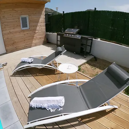Belle 165 M², Climatisee , Piscine Chauffee