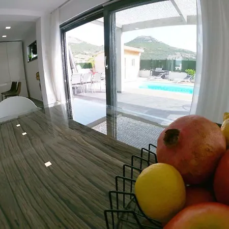 Villa Belle 165 M², Climatisee , Piscine Chauffee Calenzana