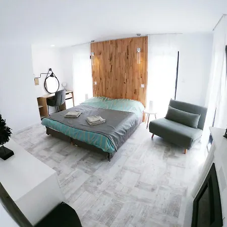 Villa Belle 165 M², Climatisee , Piscine Chauffee