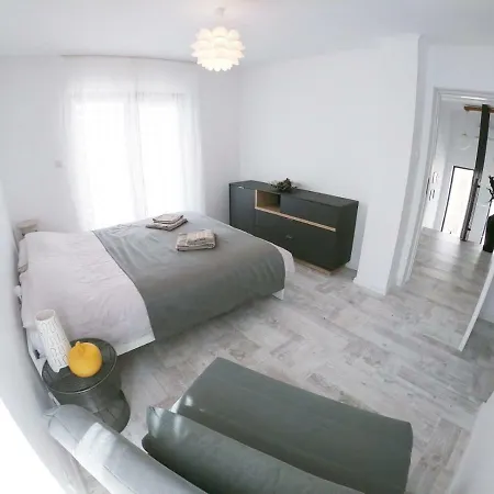 Belle 165 M², Climatisee , Piscine Chauffee Villa *