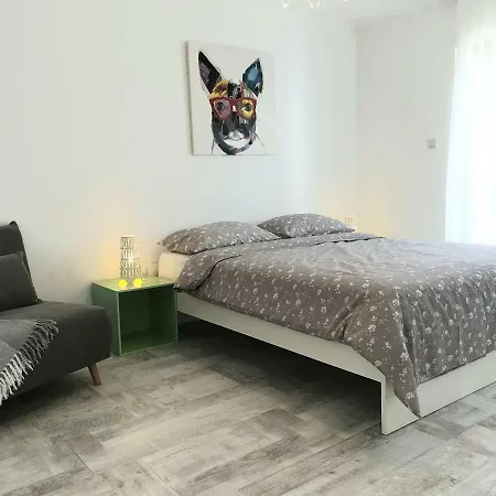 Belle 165 M², Climatisee , Piscine Chauffee * Calenzana